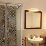 Casa Hari Oda ve Kahvaltı 3*